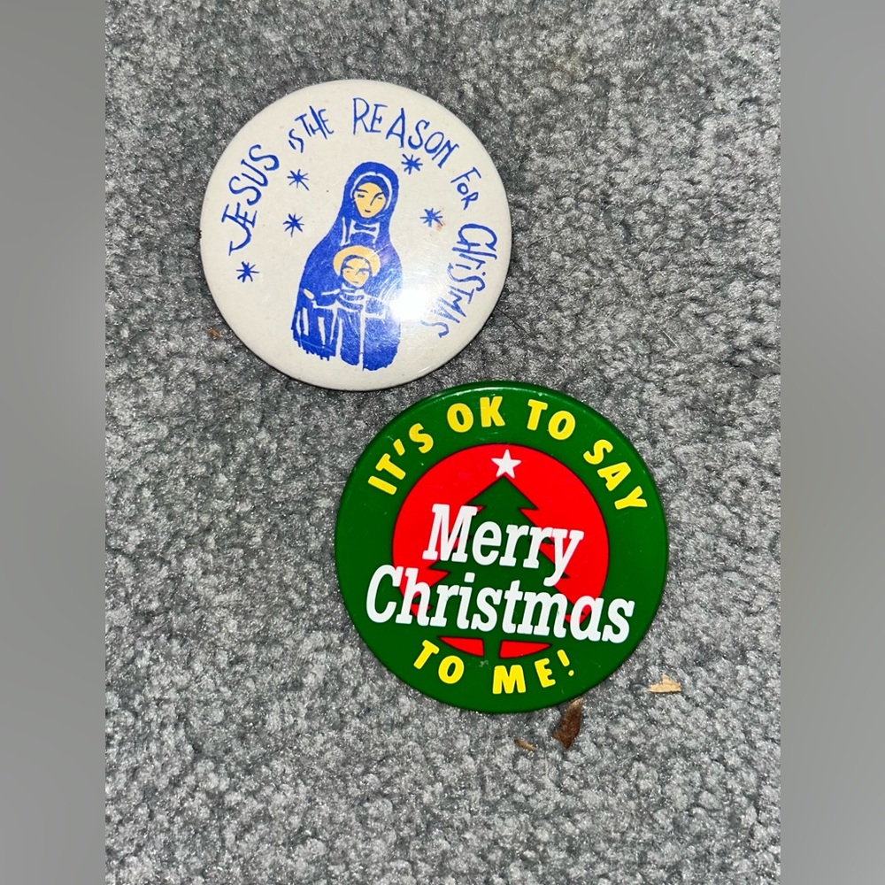 Vintage Christmas 🎄 Pins